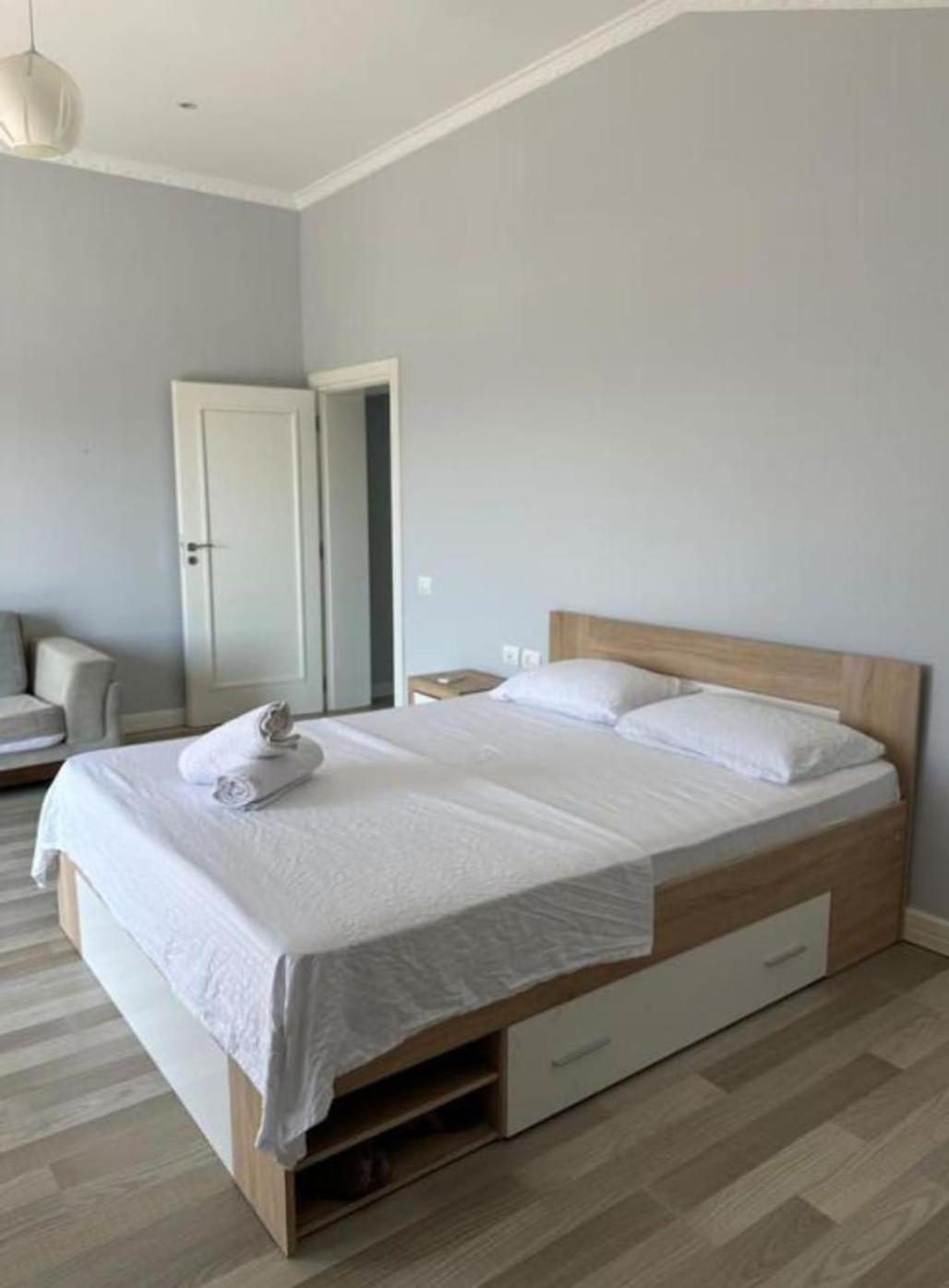 Villa Kamila Tiranë Ngoại thất bức ảnh